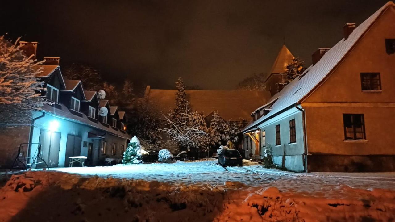 Dom Goscinny Koinonia مارونجوفو المظهر الخارجي الصورة